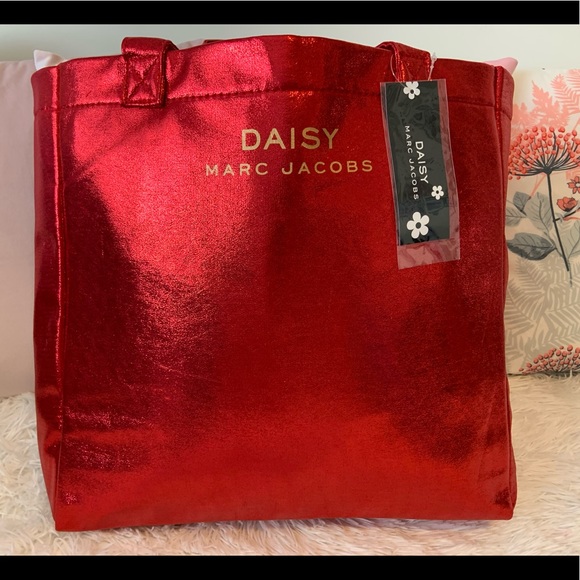 Marc Jacobs Handbags - Marc Jacobs Tote